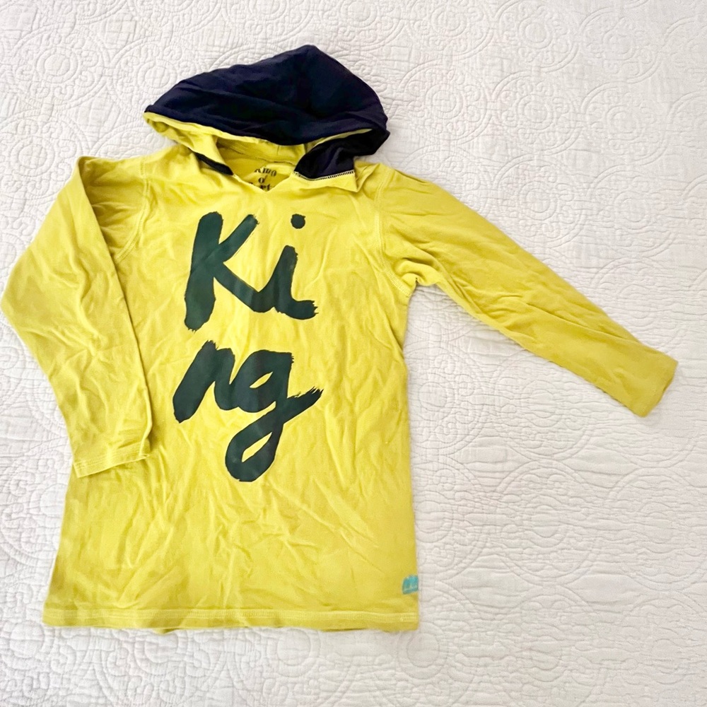 Long sleeve hoodie shirt